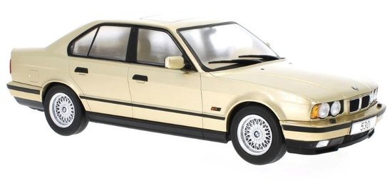 BMW 5er (E34), Metallic-beige 1992